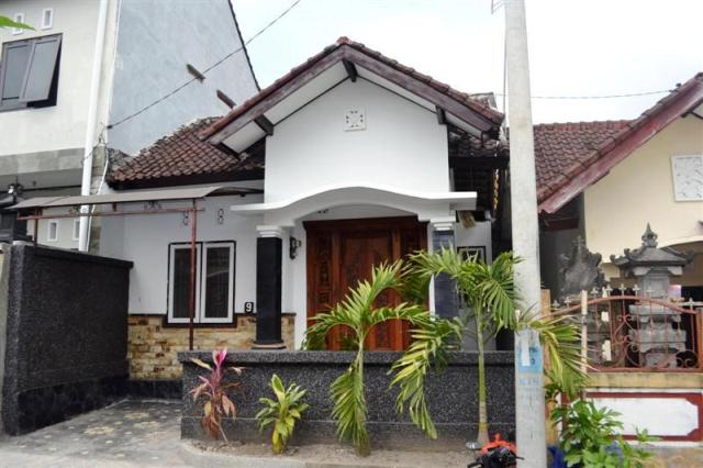 Dijual Rumah di Denpasar Barat lingkungan tenang dan nyaman - ( R1044 )